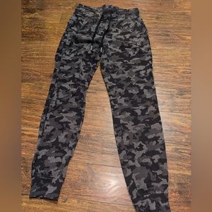 EUC camo joggers